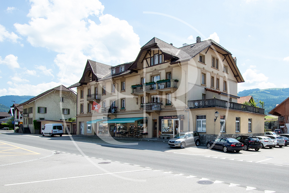 Geschäftshaus Plaffeien