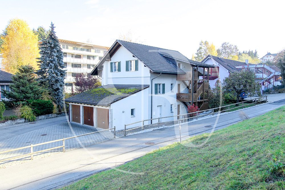 Mehrfamilienhaus Düdingen